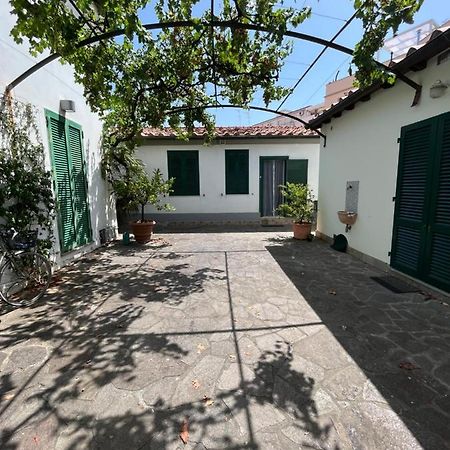 Eremomarino Apartment Livorno Kültér fotó